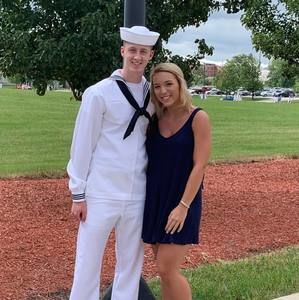 Meet your Posher, Makenzie